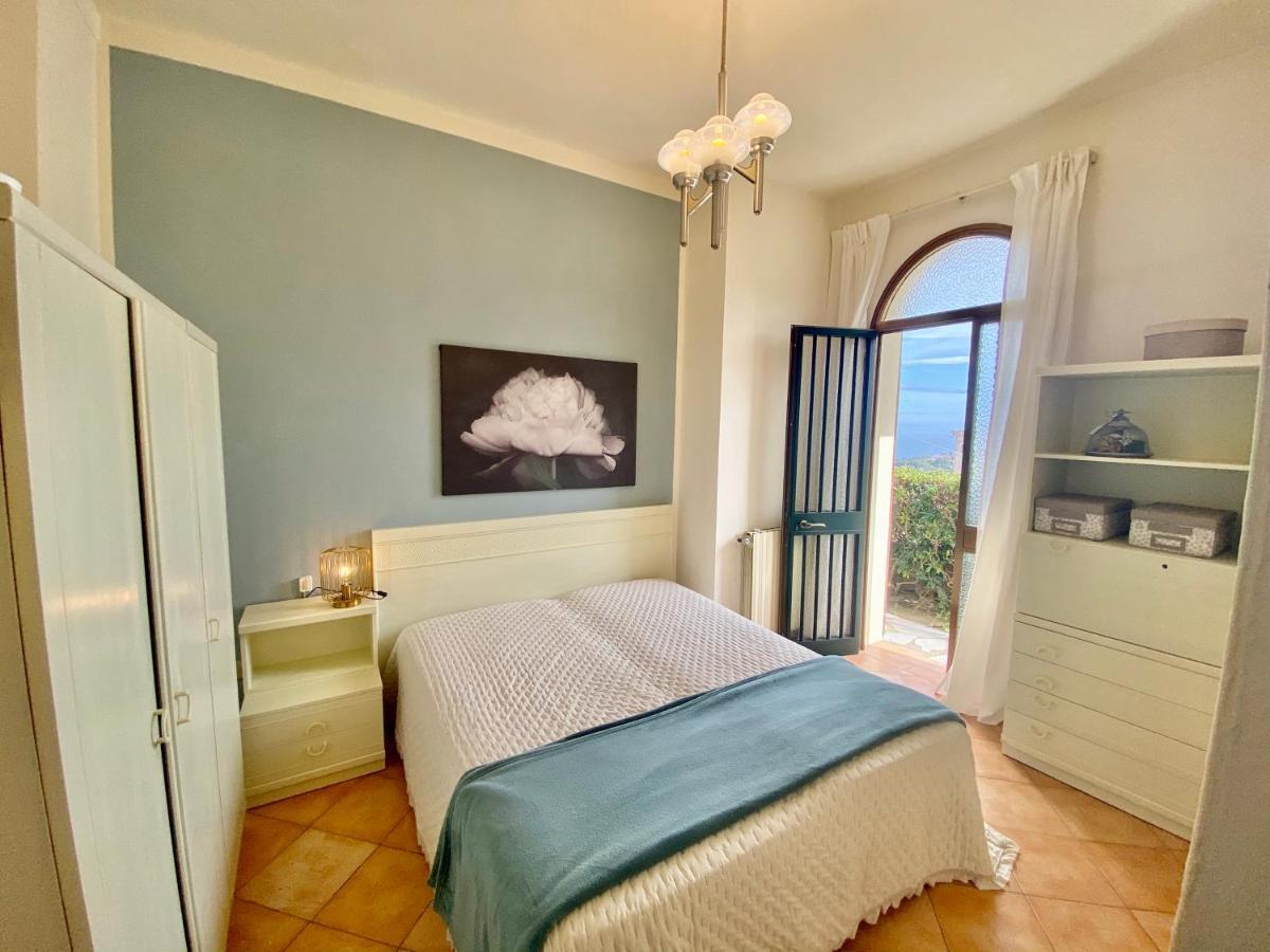 Villa Malea&Mansarda By Solturelba à Capoliveri  Extérieur photo